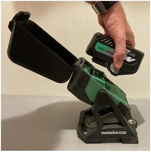 Metabo HPT 18V Multi-Volt Work Light | Cordless | 2000 Lumen LED | UB18DBQ4 (Bare Tool)