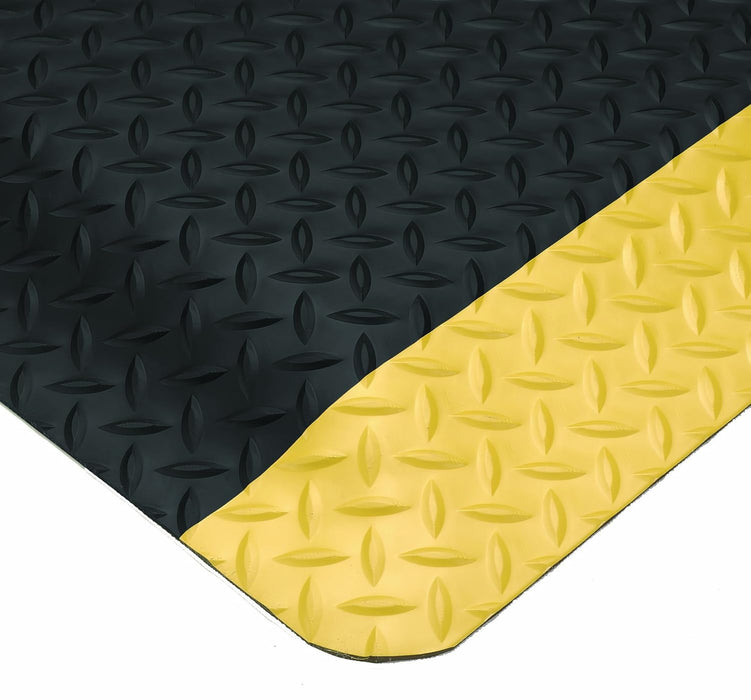 Wearwell Diamond-Plate SpongeCote UltraSoft Mat, 5' Width x 75' Length x 15/16" Thickness, Black/Yellow