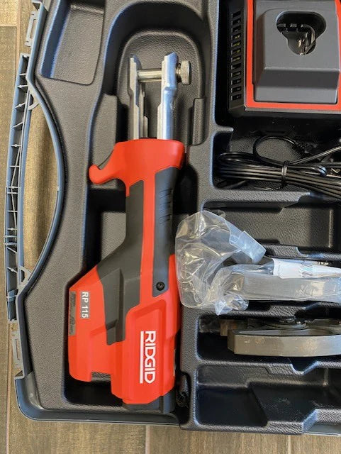 Ridgid RP 115 Mini Press Tool Kit with Pro-press Jaws 1/2 In-3/4 In (USED - NO BATTERY)