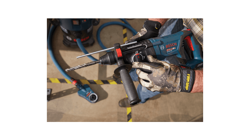 Bosch 18V EC Brushless SDS-Plus Bulldog 1 In. Rotary Hammer Kit with (2) CORE 18V 8Ah Performance Batteries