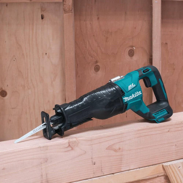 Makita 18V LXT Lithium-Ion Brushless Cordless Reciprocating Saw (Bare Tool)