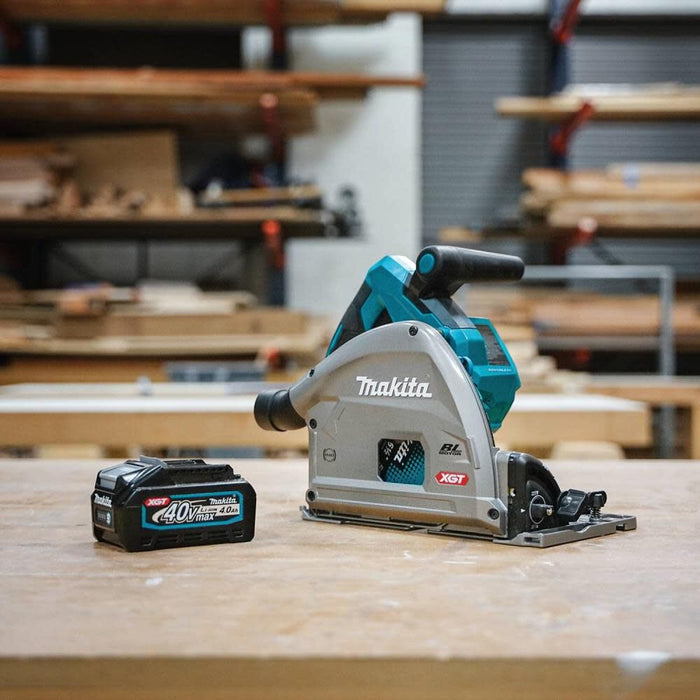 Makita 40V Max XGT️ (GPS01M1J) 6-1/2 In. Plunge Circular Saw Kit