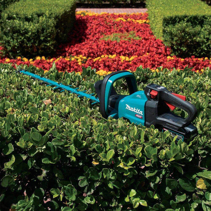 MAKITA 40V Max XGT Brushless Cordless 24" Hedge Trimmer Kit (4.0Ah)