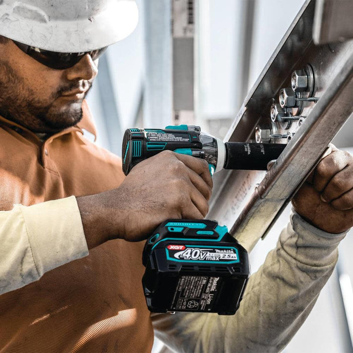 Makita 40V MAX XGT Brushless Cordless 4-Speed 1/2 In. Sq. Drive Impact Wrench Kit w/ Friction Ring Anvil (2.5Ah)