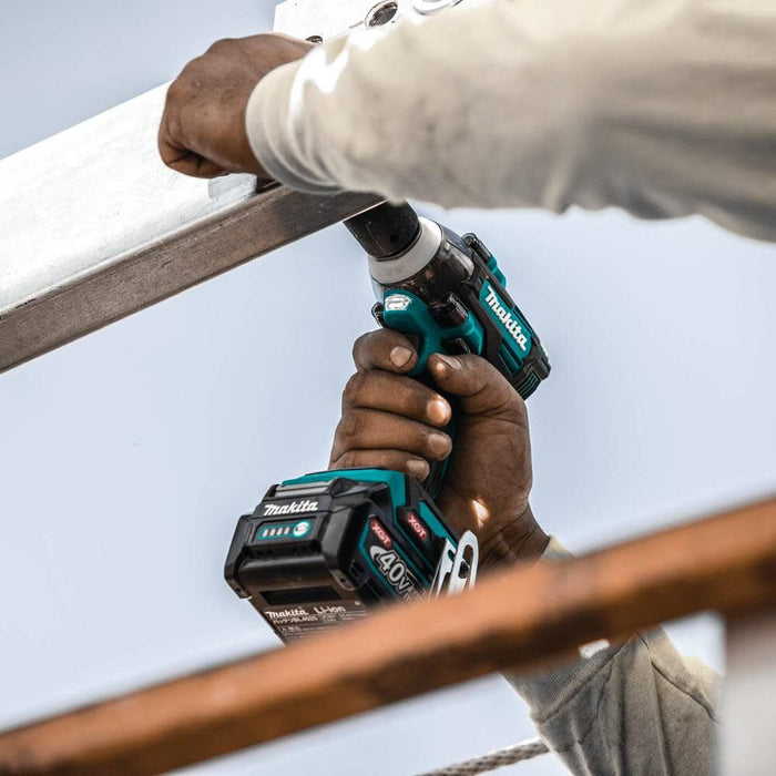 Makita 40V MAX XGT Brushless Cordless 4-Speed 1/2 In. Sq. Drive Impact Wrench Kit w/ Friction Ring Anvil (2.5Ah)