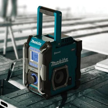 Makita (GRM02) 40V Max XGT Lithium-Ion Cordless Bluetooth Job Site Radio (Tool Only)