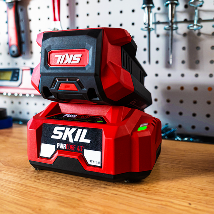 SKIL PWR CORE 40 Auto PWR JUMP Charger