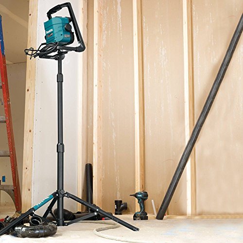 Makita Portable Tripod Light Stand