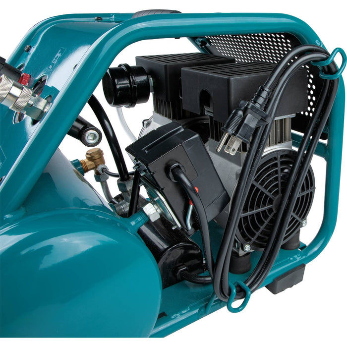 Makita  Quiet Series 1-1/2 HP, 3 Gallon, Oil-Free, Electric Air Compressor